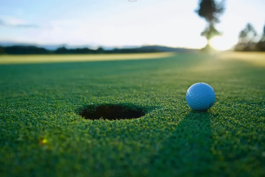 Golf à Marrakech — expérience proposée par la Villa Dar Moudar, location de villa de luxe à Marrakech