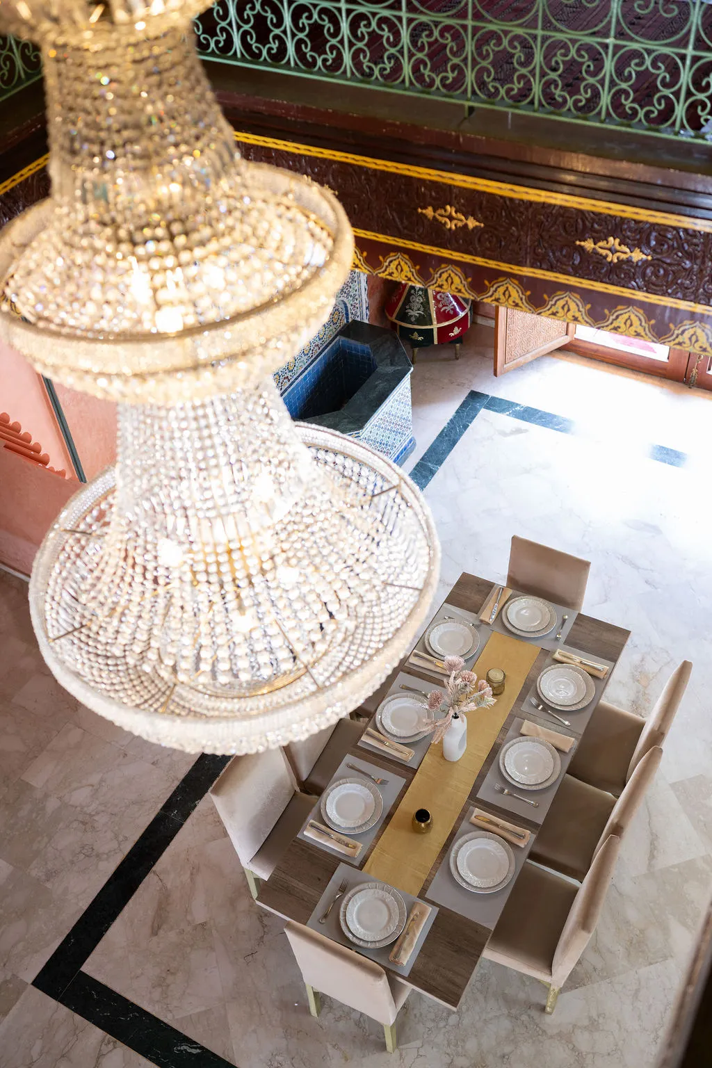 Lustre central — Villa Dar Moudar Marrakech